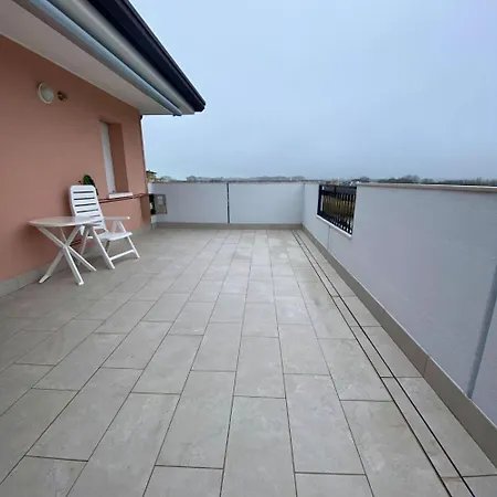 Livenza - Agenzia Apartamento